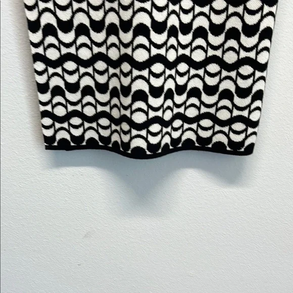 ✨House of Harlow 1960 Black and White Geometric Sheath Dress 👗 - Picture 10 of 13